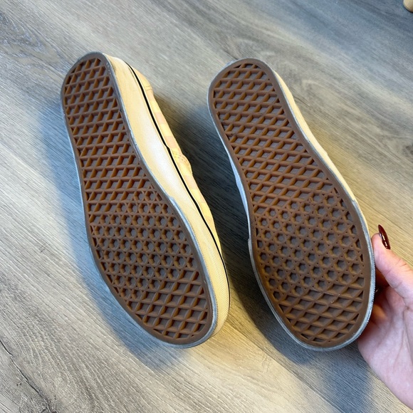 2 for $29 | Checkerboard Vans Apricot Ice/True White - Picture 4 of 7